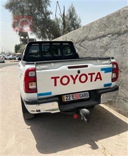 تويوتا هايلوكس